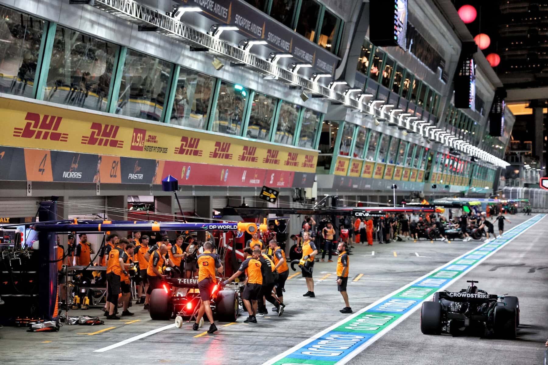 pit lane Singapore Grand Prix