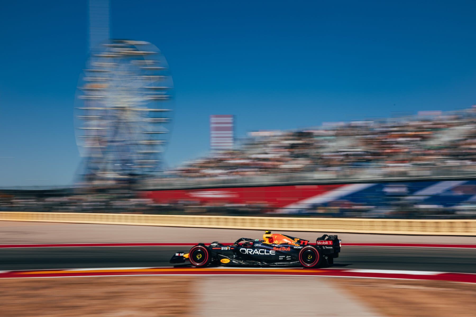 red bull car at ​​United States Grand Prix