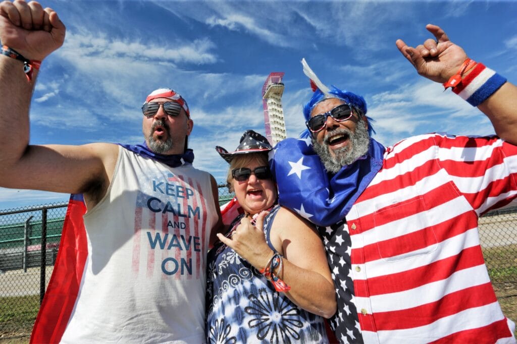 fans at COTA