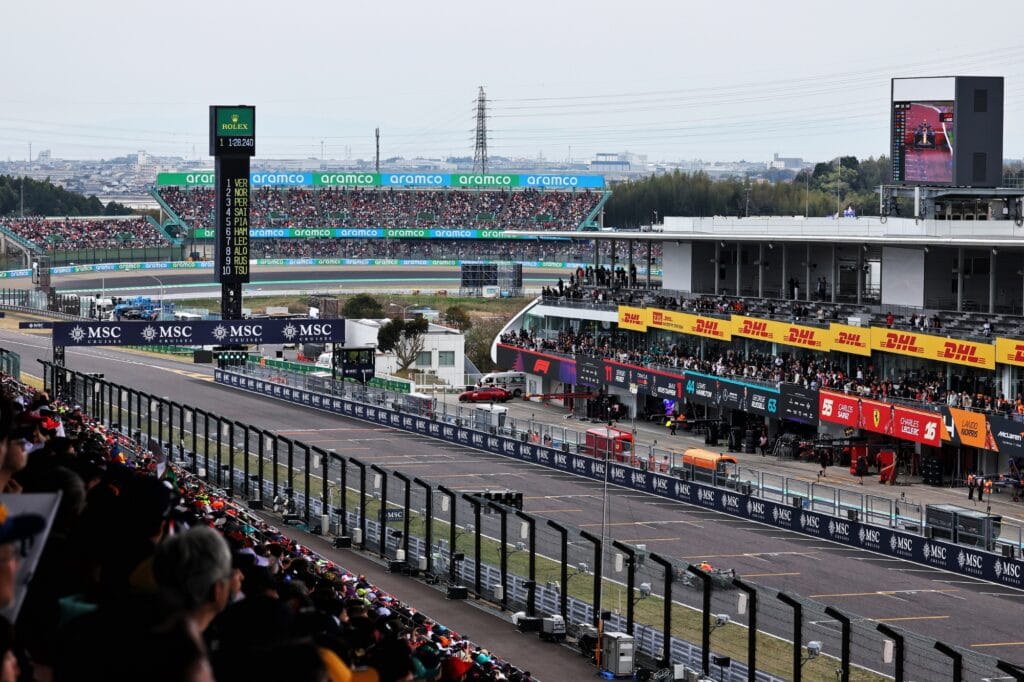 Start-finish straight (Grandstand V) ​Japanese Grand Prix 