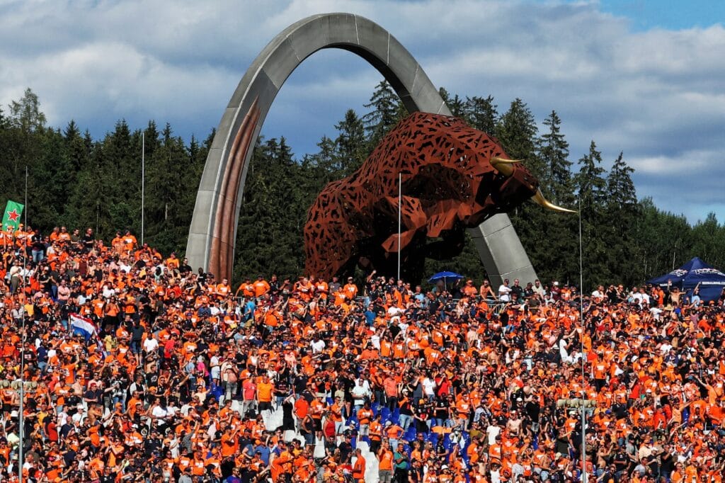 fans at the redbull ring