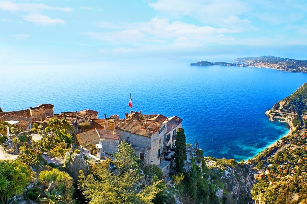 Eze-Village