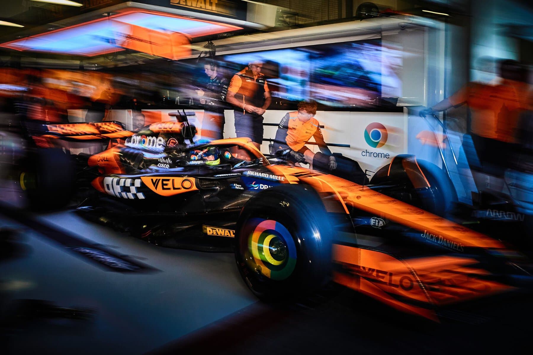 f1 champions club dress code What to Wear to the Formula One Races in Singapore: A Style Guide