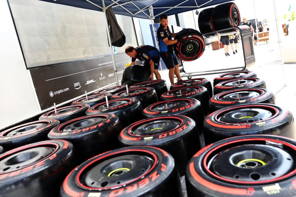 f1 mechanics