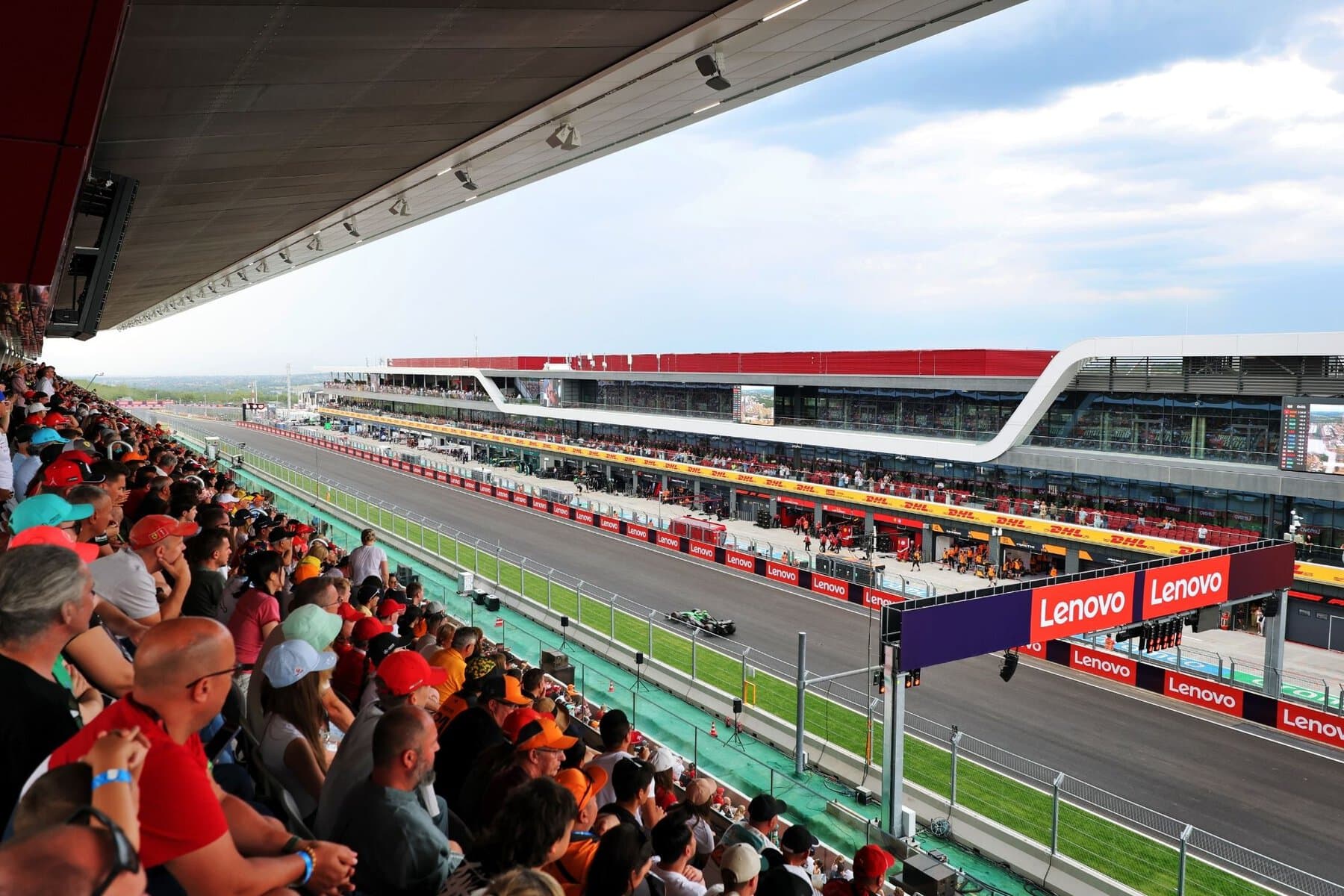 HUNGARORING Platinum Grandstand View